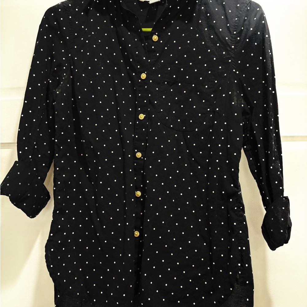 Old Navy Black and White Polka Dot XS Button Down Shirt